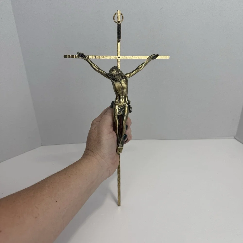 Vintage Gold Brass Tone Metal Wall Hanging Crucifix INRI Cross Jesus 10
